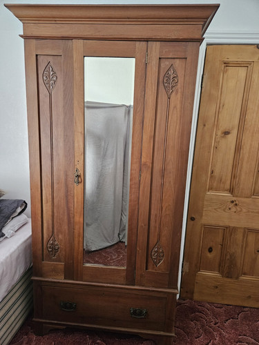 Antique vintage wardrobe - ,
