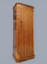 VINTAGE ANTIQUE CARVED LIGHT